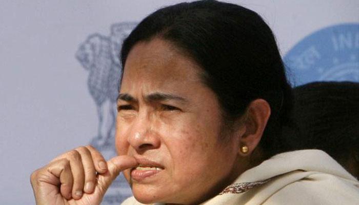 এবার বিধানসভায় মমতা বন্দ্যোপাধ্যায় সরকারের বিরুদ্ধে অনাস্থা আনতে চলেছে কংগ্রেস