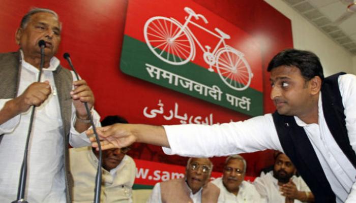 সাইকেলের মালিকানা নিয়ে পিতা-পুত্রের আকচাআকচি