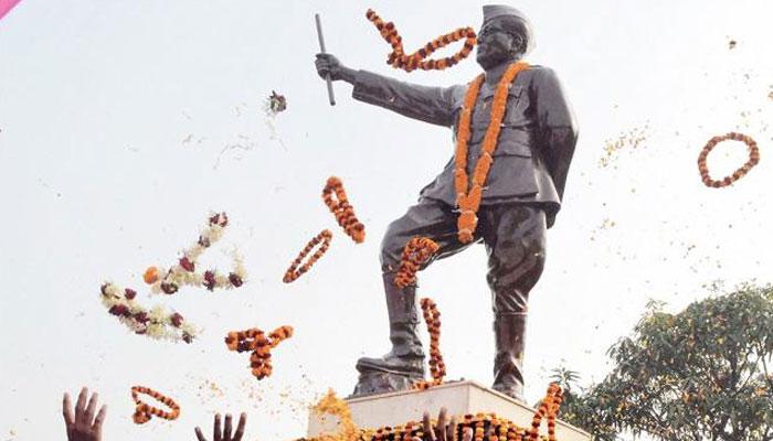 নেতাজির জন্মদিনে মোদীর শ্রদ্ধা জ্ঞাপন