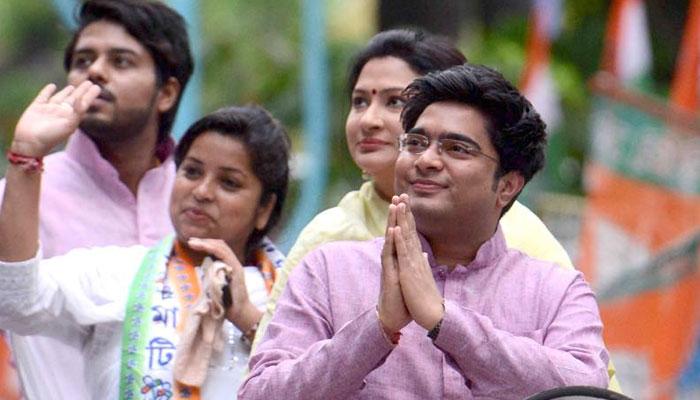'টাকা ছাড়া মায়ের ডেথ সার্টিফিকেট দিচ্ছে না কেএমসি', সাংসদ অভিষেকের কাছে সাহায্য চেয়ে টুইট
