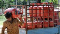 দাম বাড়ল ভর্তুকিযুক্ত রান্নার গ্যাসের