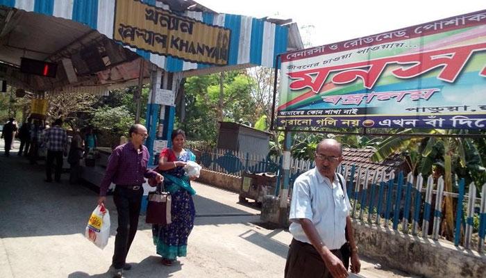 হুগলির খন্যান স্টেশনে তিন ঘণ্টার বেশি সময় পড়ে রইলেন অসুস্থ এক ব্যক্তি