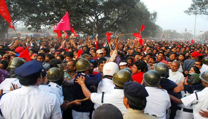 সোমবার বামেদের নবান্ন অভিযান শহরকে সচল রাখতে নেওয়া হয়েছে একাধিক ব্যবস্থা