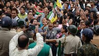 সোমবার থেকে অর্থনৈতিক অবরোধ, মোর্চা মরিয়া, প্রস্তুত প্রশাসনও