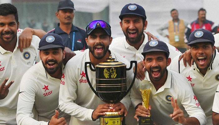 ভারতীয় ক্রিকেট দলের কোচ হওয়ার দৌড়ে এগিয়ে যে চার, জানুন   