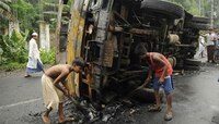 সম্প্রীতির চেনা ছবি ফিরছে বাদুড়িয়ায় 