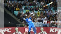 আজ 'হেলিকপ্টারের জন্মদিন', শুভেচ্ছায় ভাসল টুইটার  