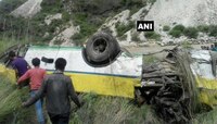 সিমলায় খাদে গড়িয়ে গেল  বাস, মৃত ২৮