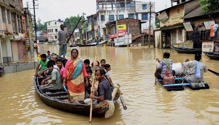 এখনও স্বাভাবিক ছন্দে ফিরতে পারেনি পশ্চিম মেদিনীপুরের বিস্তীর্ণ অঞ্চল