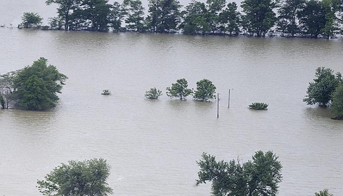 ১২ রাজ্যে অতি ভারী বৃষ্টির পূর্বাভাস, বন্যার আশঙ্কা