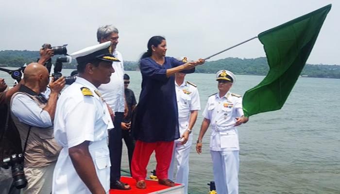 দুঃসাহসিক অভি‌যান, জলপথে বিশ্ব পরিক্রমা ভারতীয় নৌবাহিনীর মেয়েদের