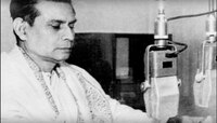 এবারে মহিষাসুরমর্দিনী কানে কি একটু 'অচেনা' লেগেছে? জেনে নিন কারণ
