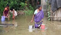 রাতভর টানা বৃষ্টিতে বিপর্যস্ত বর্ধমান-আসানসোলের বিভিন্ন এলাকা
