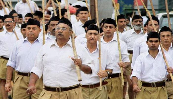 আরএসএসে শর্টস পরা মহিলা নেই বলায় হকির খোঁচা রাহুলকে