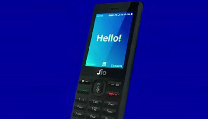 অপেক্ষা দীপাবলী পর্যন্ত, ফের শুরু হচ্ছে JioPhone-এর বুকিং