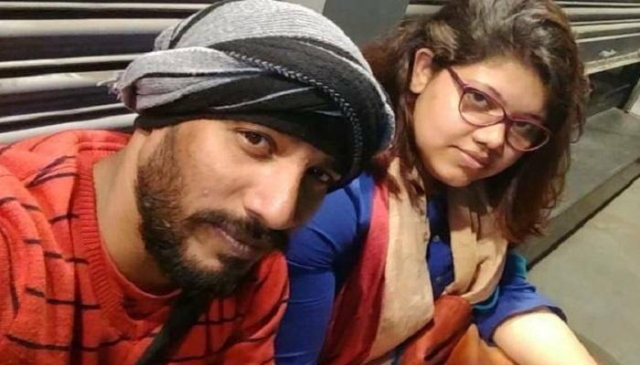 চারু মার্কেটে তরুণীর রহস্যমৃত্যু, সম্পর্কের টানাপোড়েনেই কি খুন? 