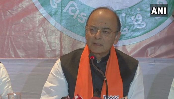 গুজরাটে প্রচারে রাহুল গান্ধীকে 'ক্লোন' বলে আক্রমণ অরুণ জেটলির