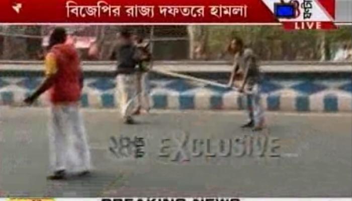 বাইক মিছিল বন্ধের সিদ্ধান্ত বিজেপির, রাজ্যে রাষ্ট্রপতি শাসনের দাবি দিলীপের