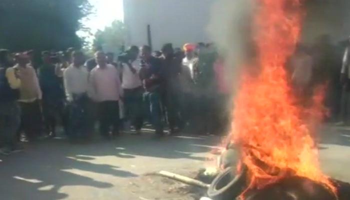 প্রতিবাদের নামে ভাঙচুর করণি সেনার, ৪ রাজ্যে 'পদ্মাবত' না দেখানোর সিদ্ধান্ত মাল্টিপ্লেক্স মালিকদের 