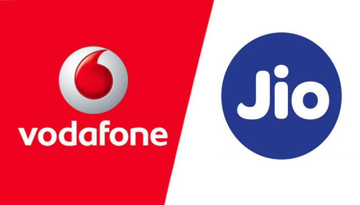 Jio Phone-কে টক্কর দিতে ৯৯৯ টাকায় 4G স্মার্টফোন দিচ্ছে Vodafone