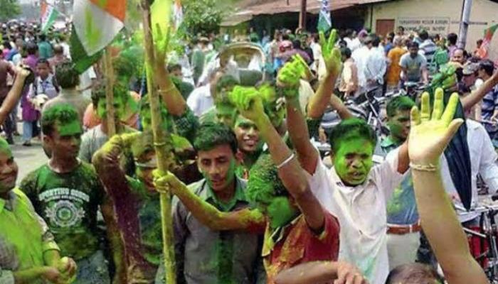 নোয়াপাড়ায় জয়ী তৃণমূল	