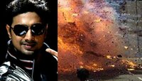 বিস্ফোরণে কাঁপল শহর, প্রকাশ্যে দেবের সন্ত্রাসবাদী রূপ!