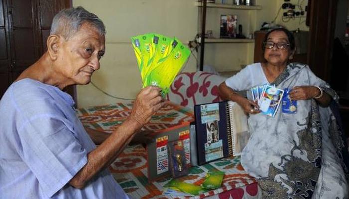 দশ নম্বর বিশ্বকাপ! রাশিয়ায় বসে পরস্পরকে &#039;চিয়ার্স&#039; বলতে চান কলকাতার দম্পতি