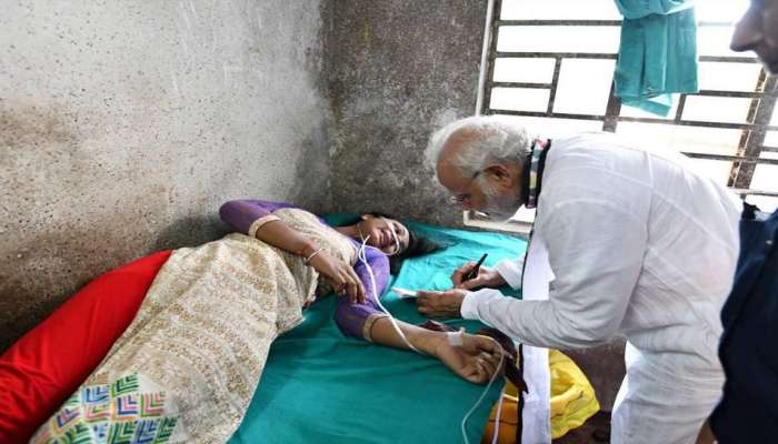 প্রধানমন্ত্রীর অটোগ্রাফের পর বিয়ের প্রস্তাব পাচ্ছেন বাঁকুড়ার রীতা 