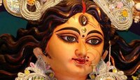 এই পুজো-তে বিসর্জনের আগে দেবীকে দেওয়া হত গার্ড অব অনার