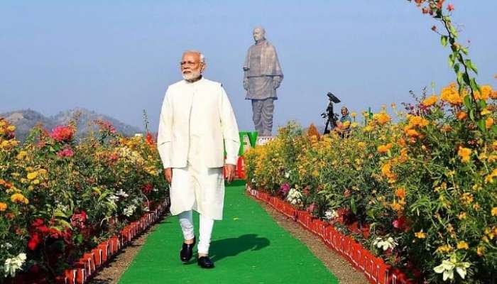 সর্দার না থাকলে সোমনাথ মন্দিরে যেতে ভিসা লাগত &#039;শিবভক্ত&#039;দের, রাহুলকে খোঁচা মোদীর