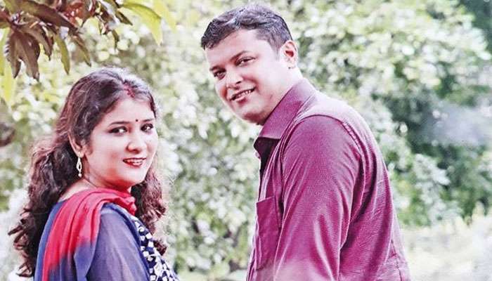 নিউটাউন আইনজীবী খুনে তৃতীয় ব্যক্তির যোগ সন্ধানে পুলিস নিউটাউন আইনজীবী খুনে তৃতীয় ব্যক্তির যোগ সন্ধানে পুলিস