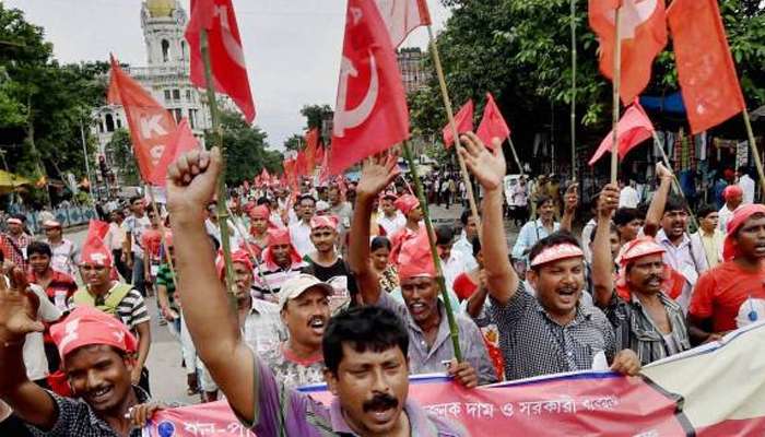 ফাঁকিবাজির দিন শেষ, নিয়মের যাঁতাকলে পড়ে অফিস ছুটির পর সভা করবে বামেরা