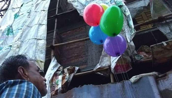 বেলুনে গ্যাস ভরতে গিয়ে বিপত্তি, সিলিন্ডার ফেটে উড়ে গেল পা, ঝলসে গেল মুখ বেলুনে গ্যাস ভরতে গিয়ে বিপত্তি, সিলিন্ডার ফেটে উড়ে গেল পা, ঝলসে গেল মুখ