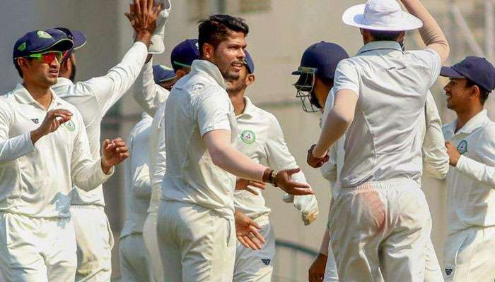 দুরন্ত সারওয়াতে, সৌরাষ্ট্রকে ৭৮ রানে হারিয়ে টানা দ্বিতীয়বার রনজি চ্যাম্পিয়ন বিদর্ভ দুরন্ত সারওয়াতে, সৌরাষ্ট্রকে ৭৮ রানে হারিয়ে টানা দ্বিতীয়বার রনজি চ্যাম্পিয়ন বিদর্ভ