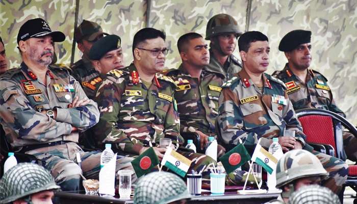 বন্ধু বাংলাদেশের সঙ্গে যৌথ সামরিক মহড়া ভারতের বন্ধু বাংলাদেশের সঙ্গে যৌথ সামরিক মহড়া ভারতের