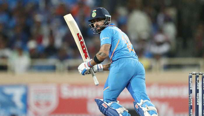 Ind vs Aus 3rd ODI : সিরিজ জয়ের লক্ষ্যে লড়ছে ভারত, ধোনির দূর্গে অনন্য রেকর্ড কোহলির