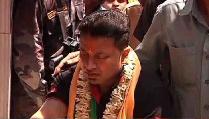 প্রচারে গেলে হতে পারে প্রাণ সংশয়, গোয়েন্দা রিপোর্টের ভিত্তিতে কমিশনে বিজেপি প্রার্থী অনুপম হাজরা