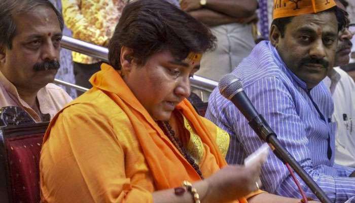 প্রজ্ঞার ক্ষমা চাওয়া উচিত, গডসে মন্তব্যে সিলমোহর দিল না বিজেপি