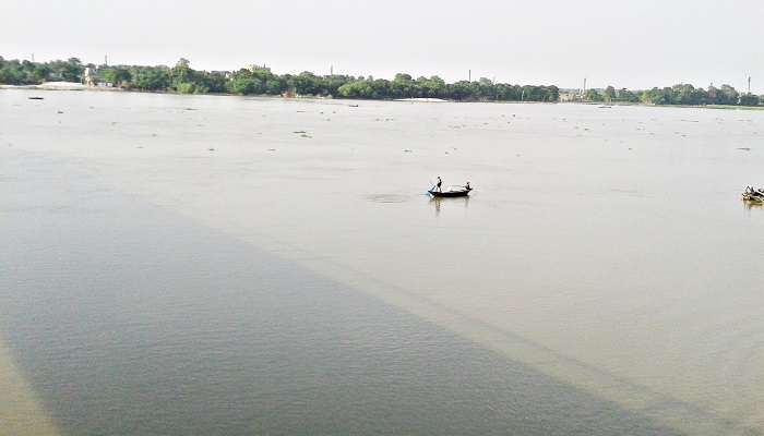 আত্মীয়ের ঘাট কাজ সারতে এসে মহানন্দায় তলিয়ে গেল আট বছরের খুদে আত্মীয়ের ঘাট কাজ সারতে এসে মহানন্দায় তলিয়ে গেল আট বছরের খুদে