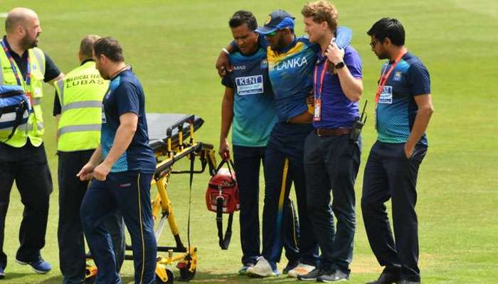ICC World Cup 2019: ওয়ার্ম-আপ ম্যাচ খেলতে নেমে বিপত্তি! স্ট্রেচারে করে মাঠ ছাড়লেন শ্রীলঙ্কার ওপেনার