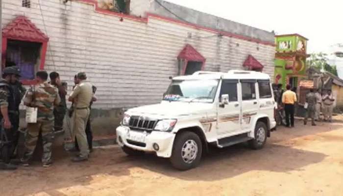 স্বামী &#039;জয় শ্রী রাম&#039; বলায় স্ত্রীকে বিবস্ত্র করে &#039;মারধর&#039;