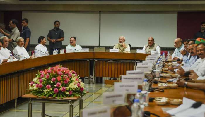 এক দেশ এক নির্বাচনের লক্ষ্যে &#039;সিরিয়াস&#039; প্রধানমন্ত্রী, বৈঠকে দিলেন প্রস্তাব           