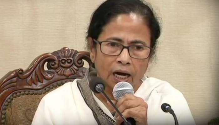'রং না দেখে গ্রেফতার করুন', ৩ দিনে ভাটপাড়ায় শান্তি ফেরাতে কড়া নির্দেশ মুখ্যমন্ত্রীর 'রং না দেখে গ্রেফতার করুন', ৩ দিনে ভাটপাড়ায় শান্তি ফেরাতে কড়া নির্দেশ মুখ্যমন্ত্রীর