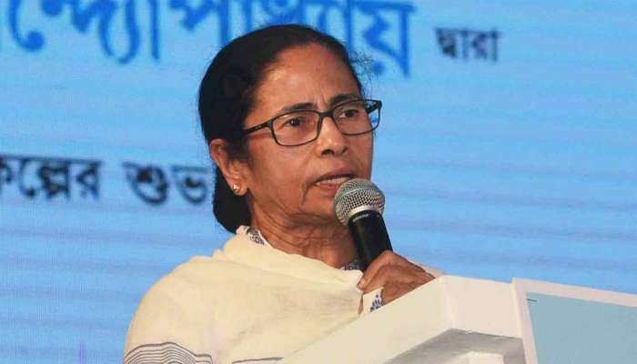 রাজ্যে বেকারত্ব কমেছে ৪০%, বানতলায় কর্মদিগন্তে ৫ লক্ষের চাকরি: মমতা রাজ্যে বেকারত্ব কমেছে ৪০%, বানতলায় কর্মদিগন্তে ৫ লক্ষের চাকরি: মমতা