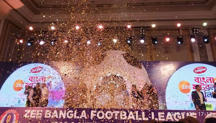 ZEE বাংলা ফুটবল লিগ: পুরস্কার বিতরণী অনুষ্ঠানে তারকার মেলা 