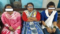 ফাঁকা বাড়িতে রোজই আসত অচেনা লোকেরা, মধুচক্র চালাতে গিয়ে ধরা পড়লেন তৃণমূলনে