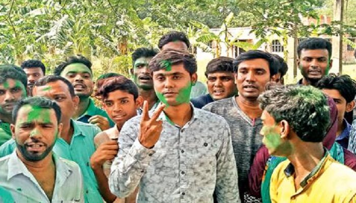 ভাঙড়ে পোলেরহাটে পঞ্চায়েতের দায়িত্ব নিল আরাবুল-হাকিমুলই! ভাঙড়ে পোলেরহাটে পঞ্চায়েতের দায়িত্ব নিল আরাবুল-হাকিমুলই!