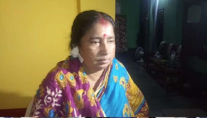 বিজেপি করায় ধারালো অস্ত্রের কোপে গৃহবধূর ‘কান কাটল’ তৃণমূল! বিজেপি করায় ধারালো অস্ত্রের কোপে গৃহবধূর ‘কান কাটল’ তৃণমূল!