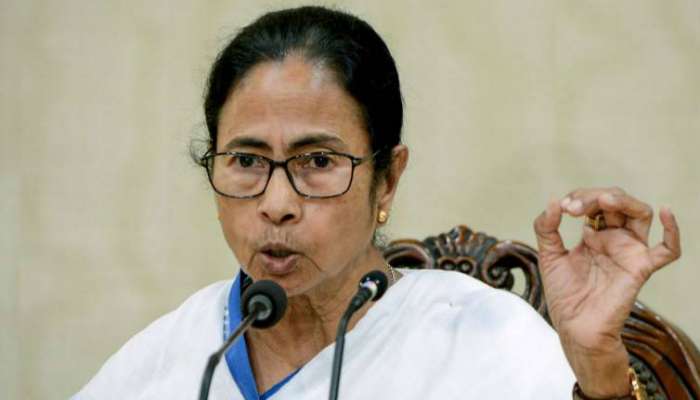 'চিন্তায় থাকবো, গবেষণায় থাকবো', দেশের রাজনৈতিক পরিস্থিতি নিয়ে কবিতা মমতার 