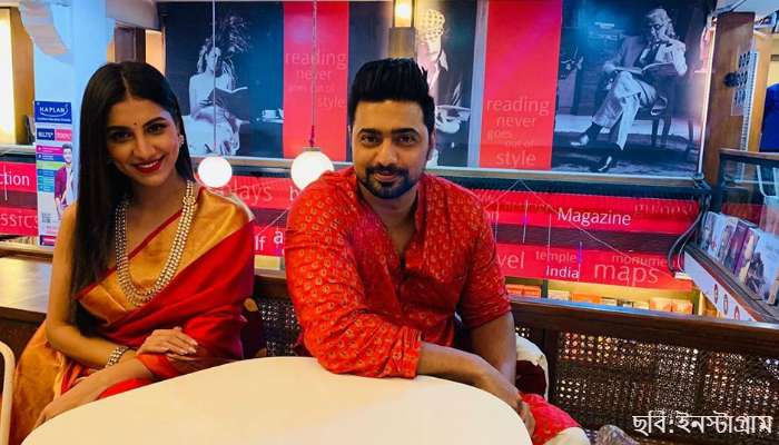 পুজোয় কী করছেন দেব ও রুক্মিণী, নিজেরাই খোলসা করলেন সেকথা